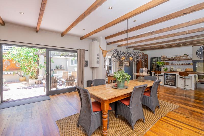 7 Bedroom Property for Sale in Somerset West Western Cape